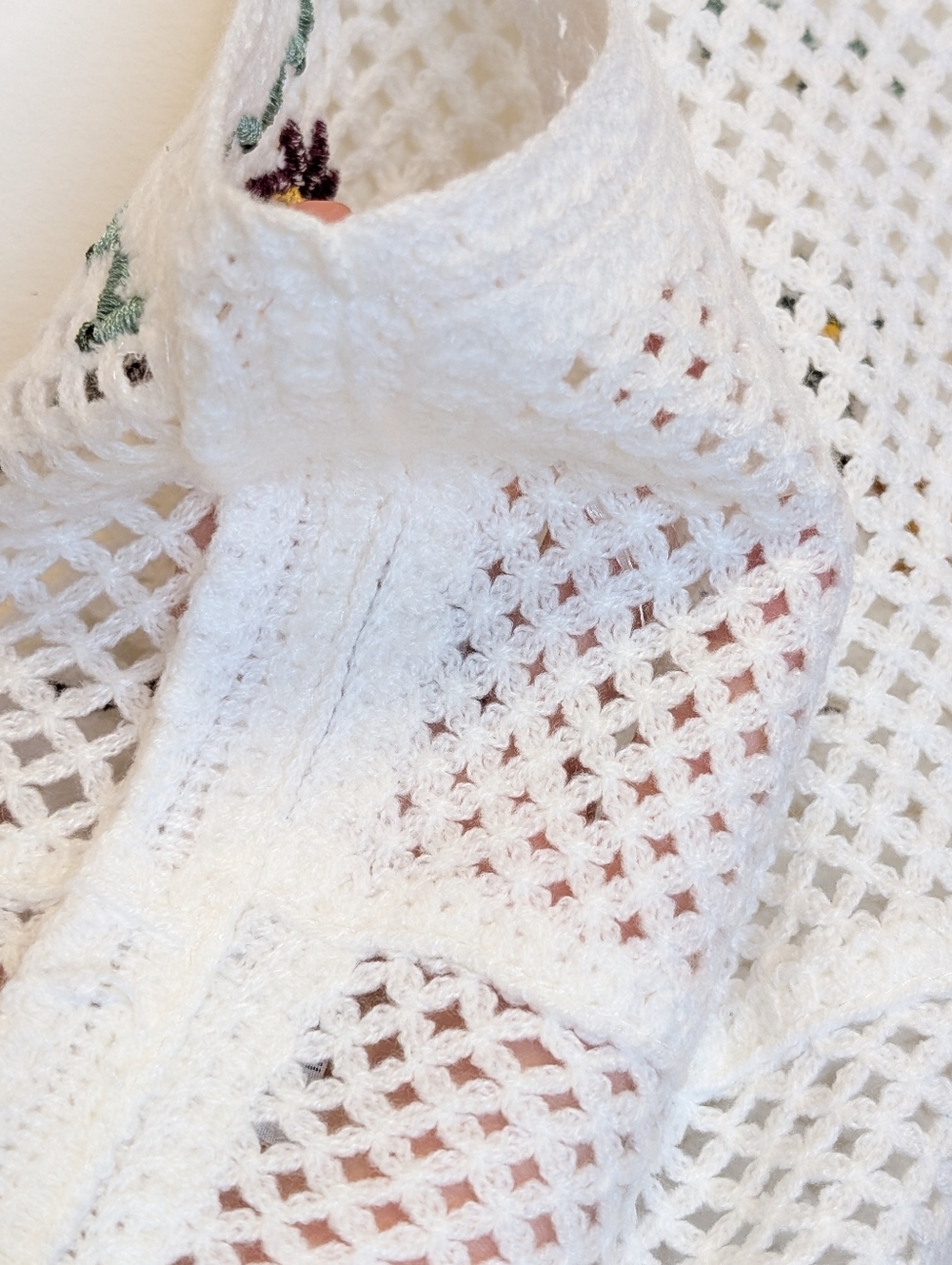Rebellion Again Crochet Tank Top Floral Embroidered Boho Cottagecore Cream M - Picture 12 of 15